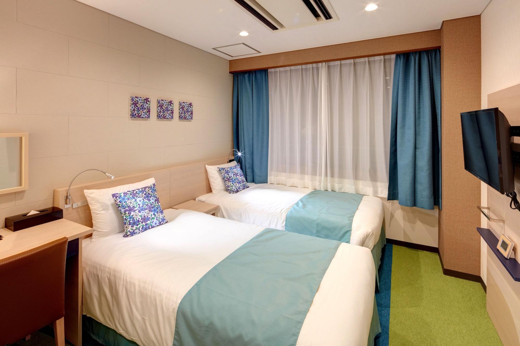 Hotel Yugaf Inn Okinawa Nago Esterno foto